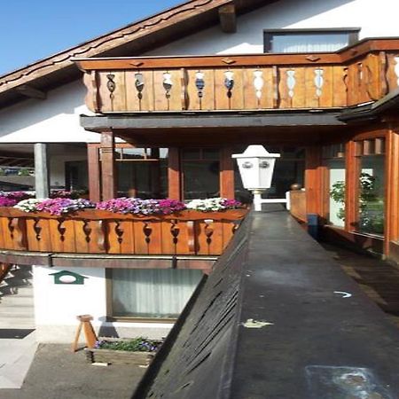 Pension "Dorfkrug" Winterberg Esterno foto