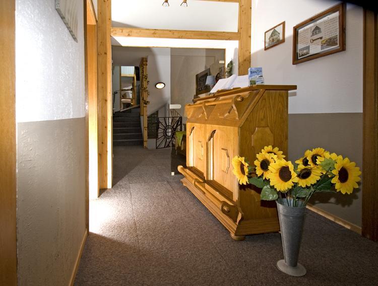 Pension "Dorfkrug" Winterberg Esterno foto