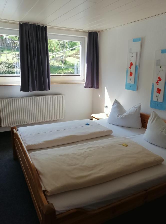 Pension "Dorfkrug" Winterberg Esterno foto