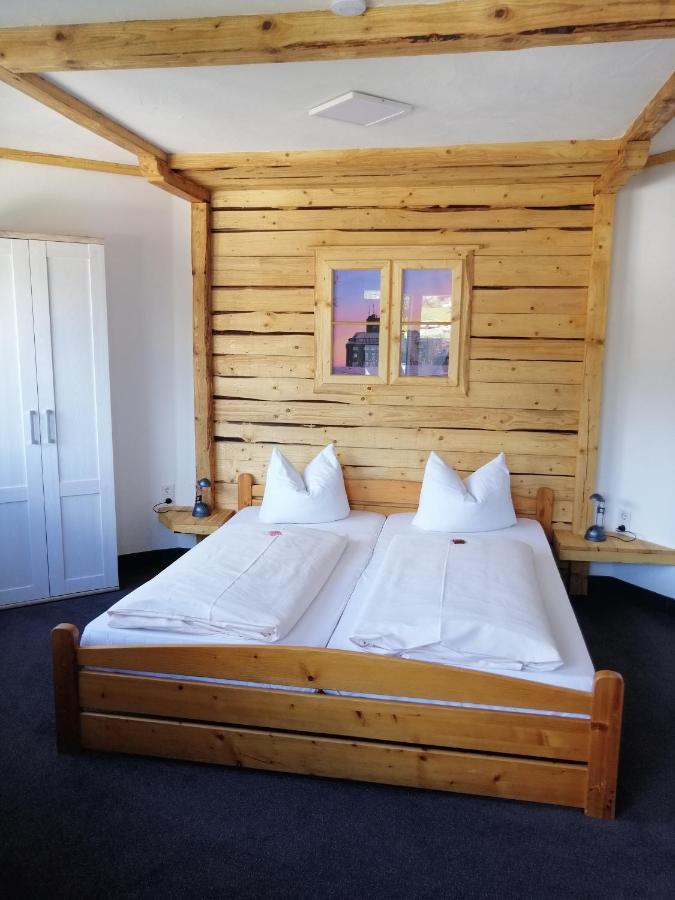 Pension "Dorfkrug" Winterberg Esterno foto